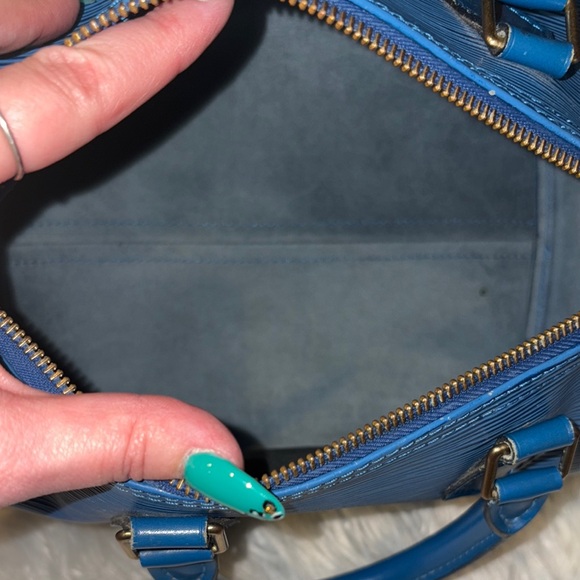Louis Vuitton Blue Women's Bag - Picture 10 of 13